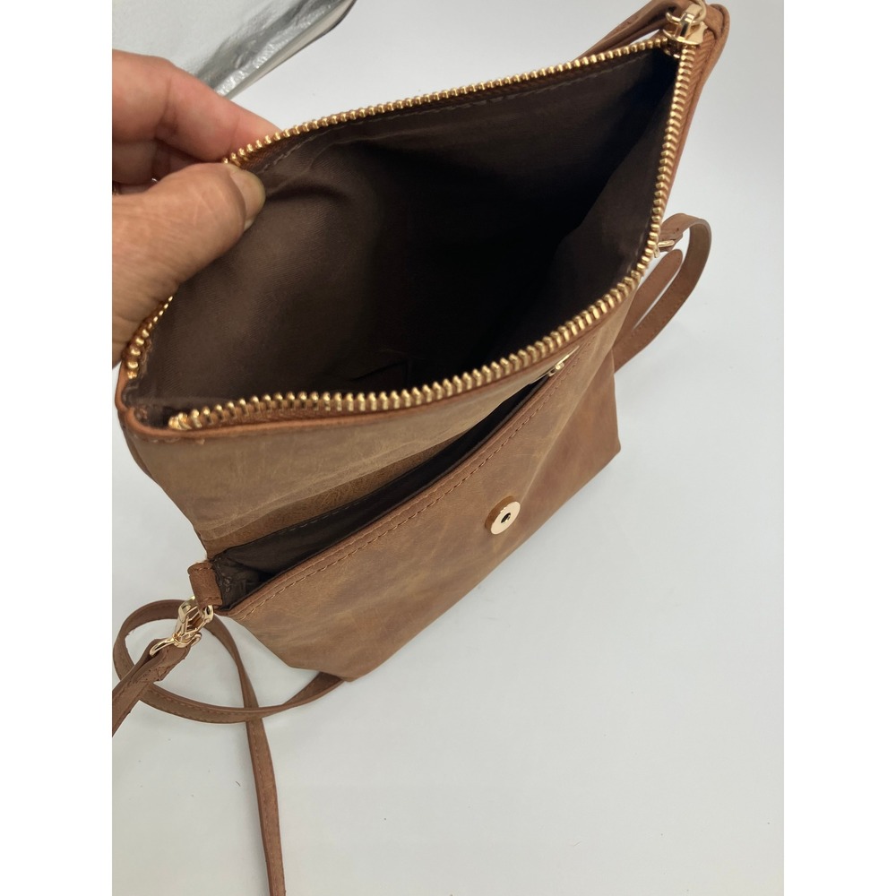Unbranded Brown Faux Leather Crossbody Bag Fold Over Zipper Gold Tone Hardware - Picture 6 of 7